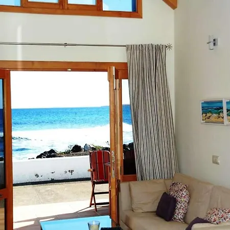 Feriehus Arrieta Sleeps 4 Wifi