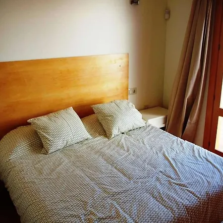 Arrieta Sleeps 4 Wifi